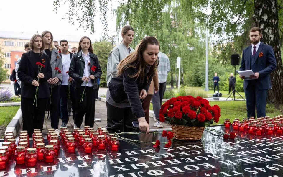 В МАИ состоялась патриотическая акция «Свеча памяти»