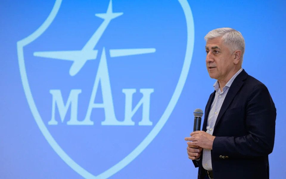 Дело не только в освоении ИИ: ректор МАИ Михаил Погосян — о главных качествах инженера будущего